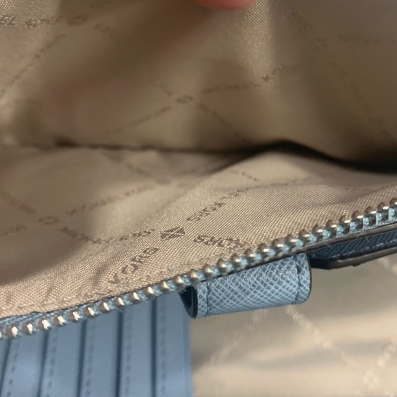 ✨NWOT Michael Kors double zipper wristlet wallet - Picture 5 of 8